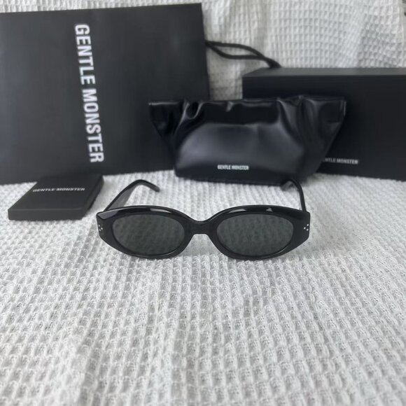 NEW GENTLE MONSTER Void 01 Black Sunglasses - Picture 3 of 10